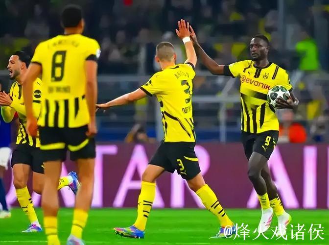 德天空:巴萨对多特边后卫瑞尔森感兴趣,已接触 德天空:巴萨对多特边后卫瑞尔森感兴趣,已接触